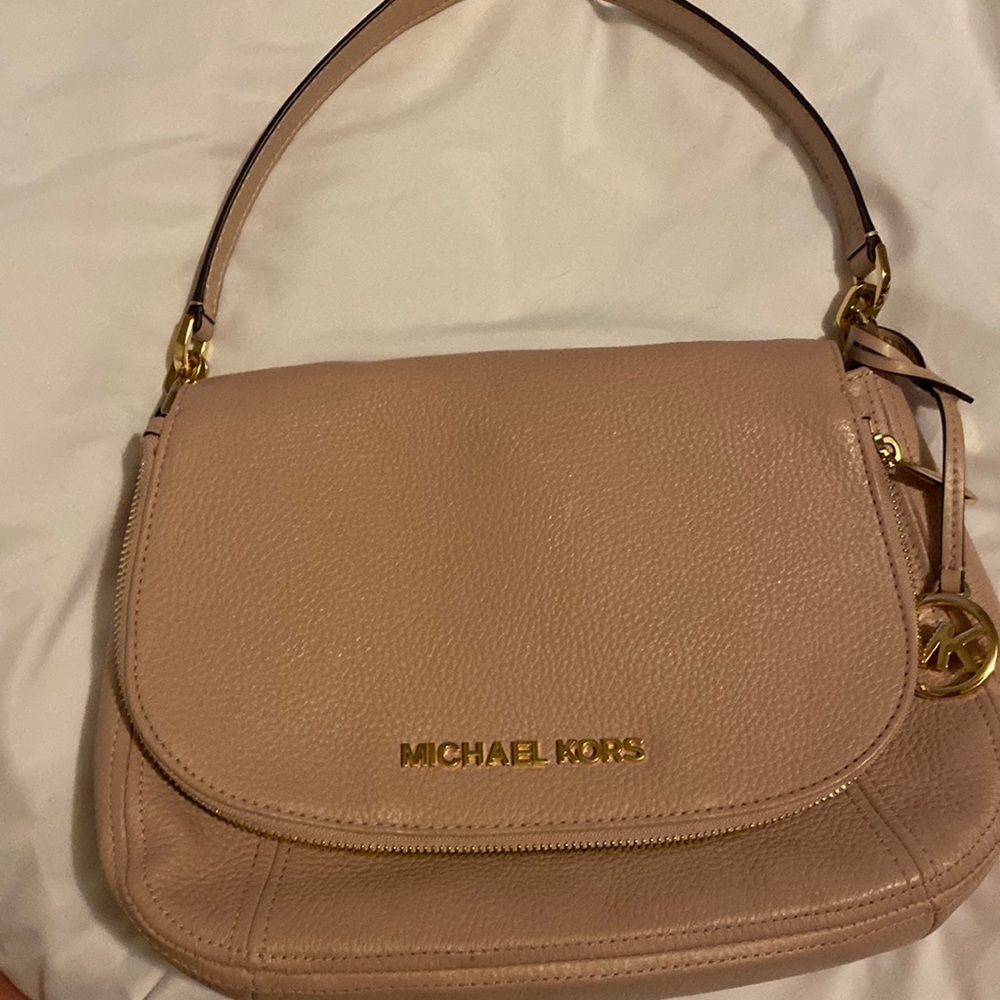 Light pink Michael Kors shoulder bag